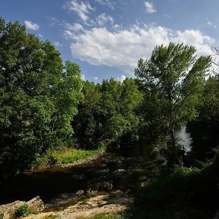 Дом отдыха Moulin St Pierre Bord - Au Calme En Bord De Riviere