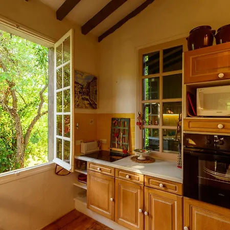 Moulin St Pierre Bord De Riviere